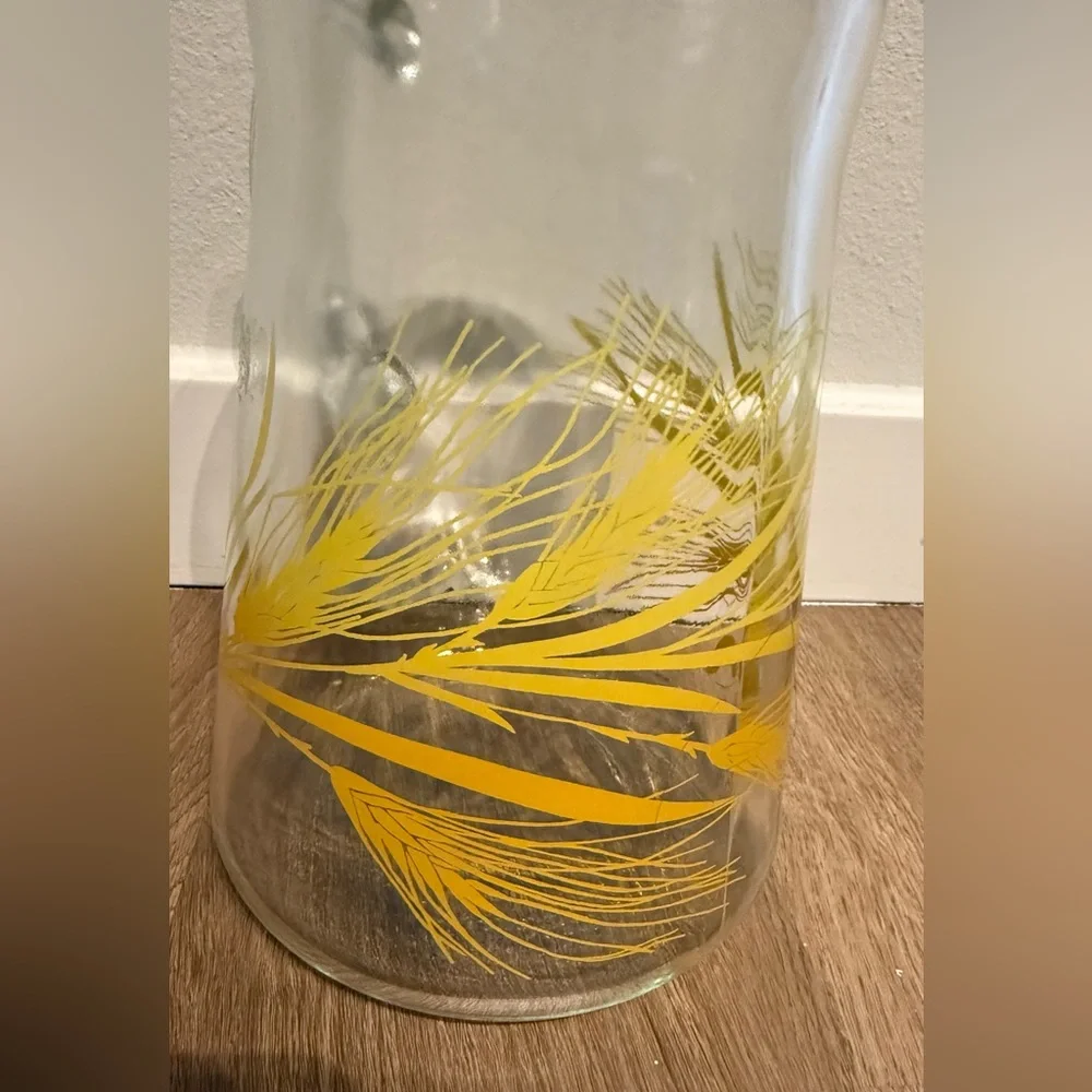 Vintage Libbey Glass Pitcher: Yellow Wheat Design, 1950s Kitchenware